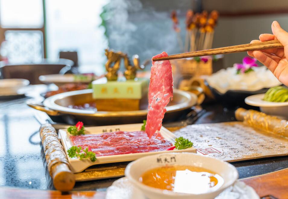 為什么明星都愛開火鍋店？分析利潤后就明白了！