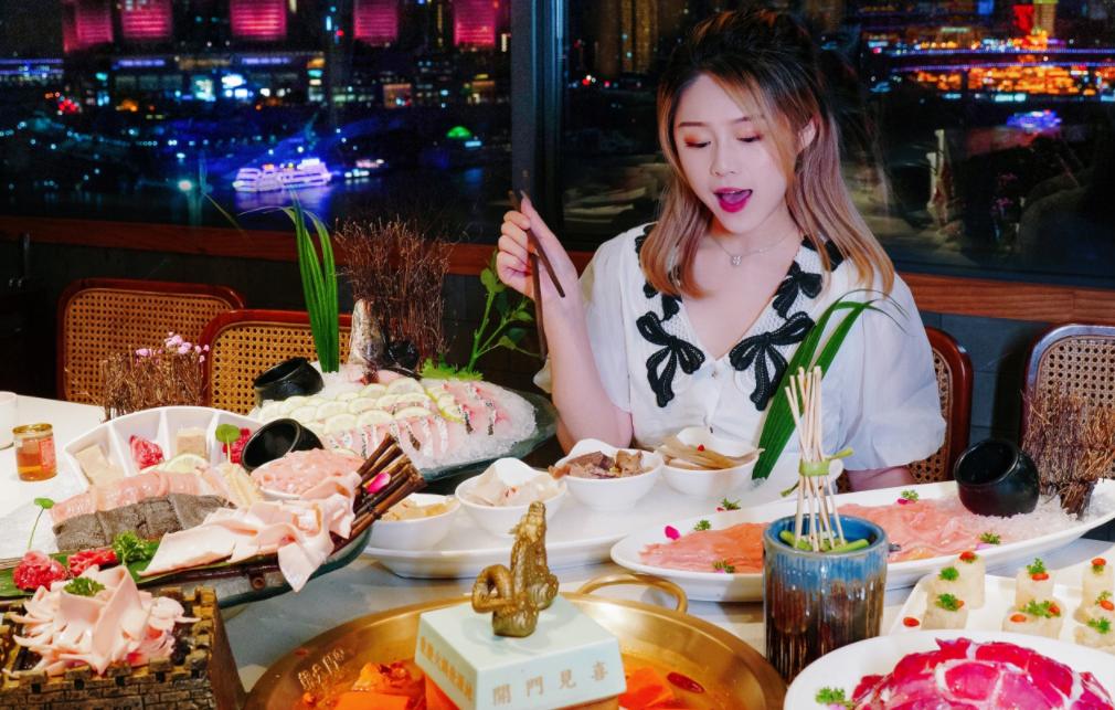 未來(lái)的火鍋店消費(fèi)主力，竟是“她”？
